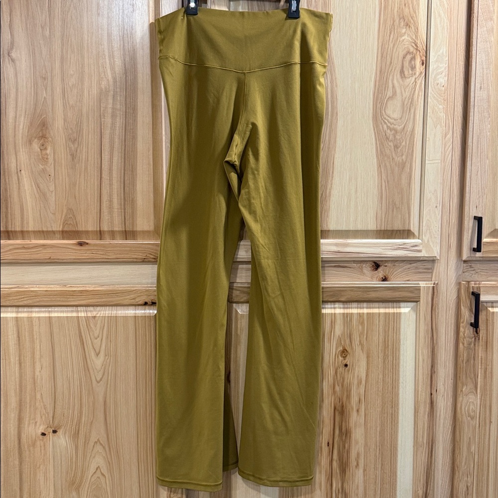 Offline by Aerie Real Me High Rise Flare Mustard Tan Athleisure Leggings Sz XXL - Picture 6 of 15
